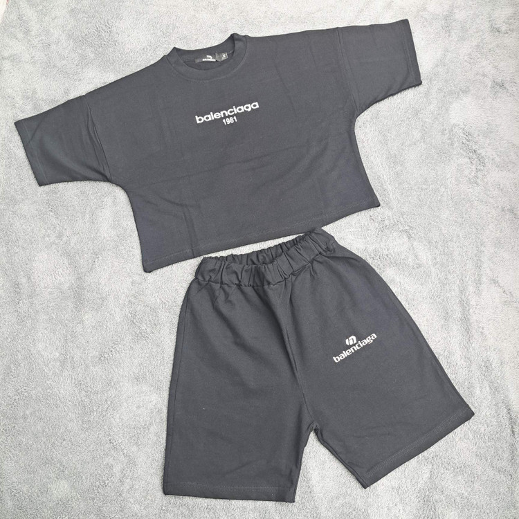 ست کراپ شلوارک بالنسیاگا مشکی