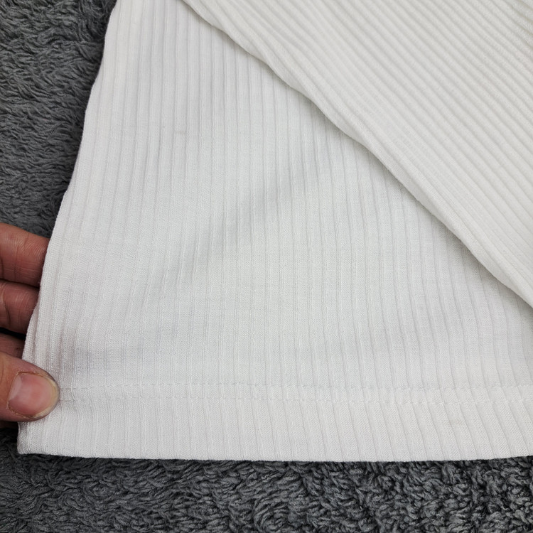 Buy a women's matching blouse with a three-centimeter collar